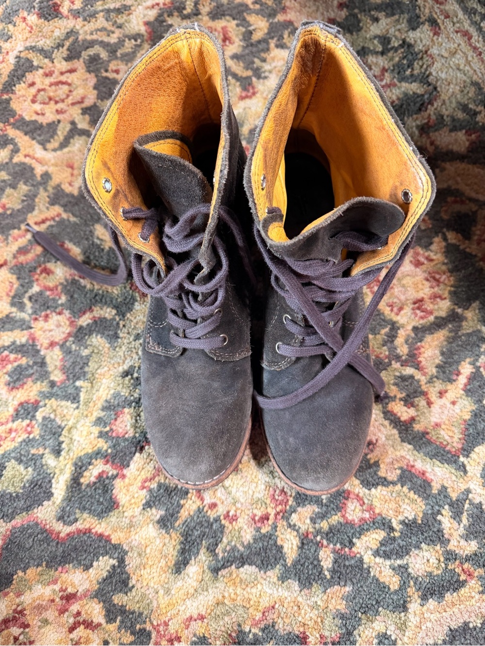 Frye Lace-Up Suede Ankle Boots in Dark Brown size 7.5 - Picture 6 of 6
